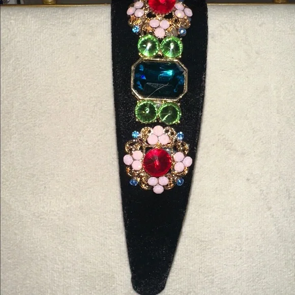 Chunky, Embellished Black Headband with Glass Gems Accents - Picture 2 of 5
